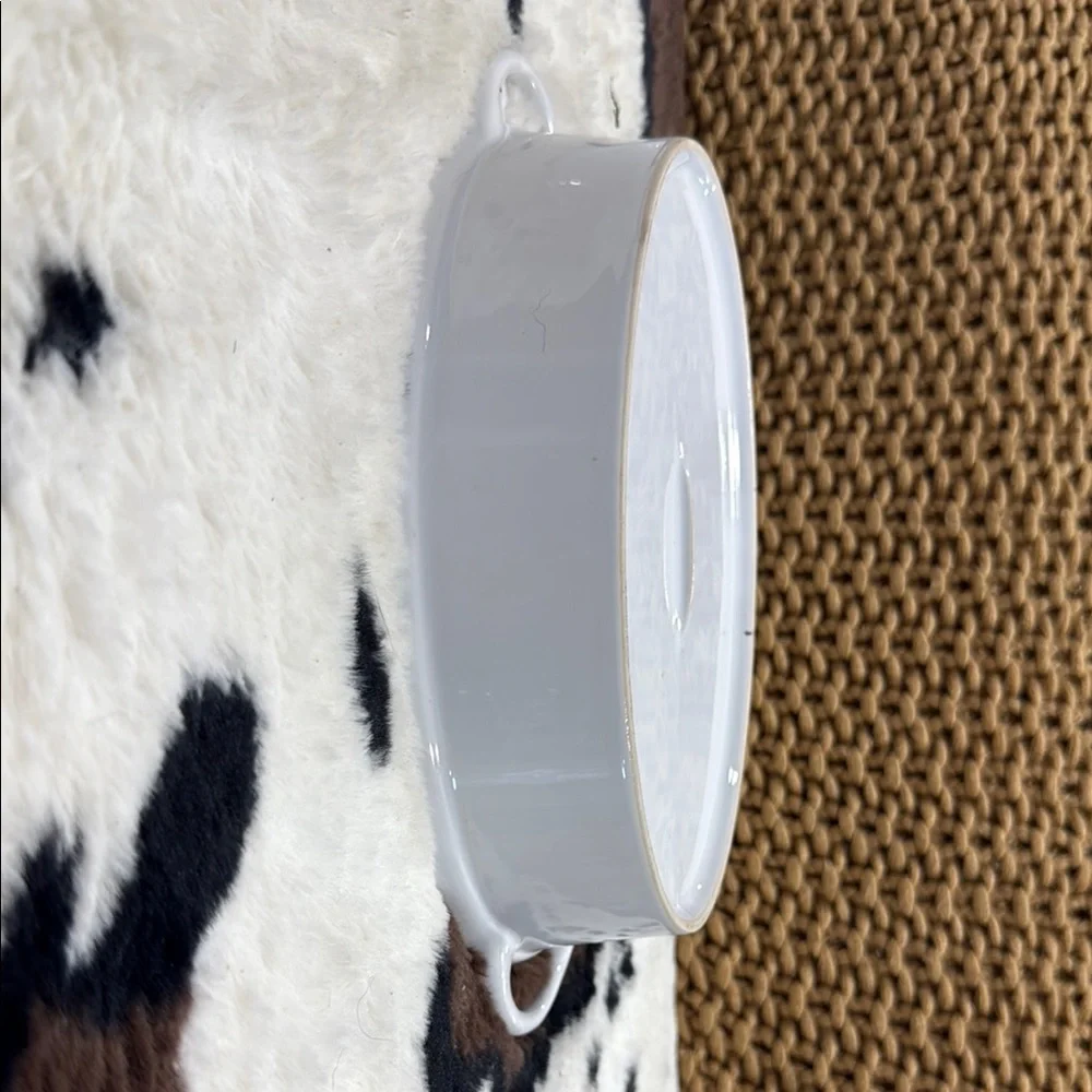 White Casserole Dish with Red Handle - Picture 2 of 6